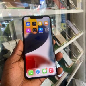 iPhone 11 Pro Max - Legacy Store